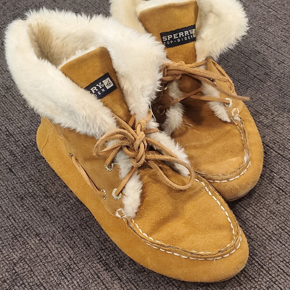 Sperry winter fur ankle boots
